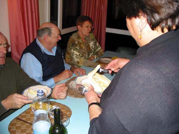 103-0325_IMG